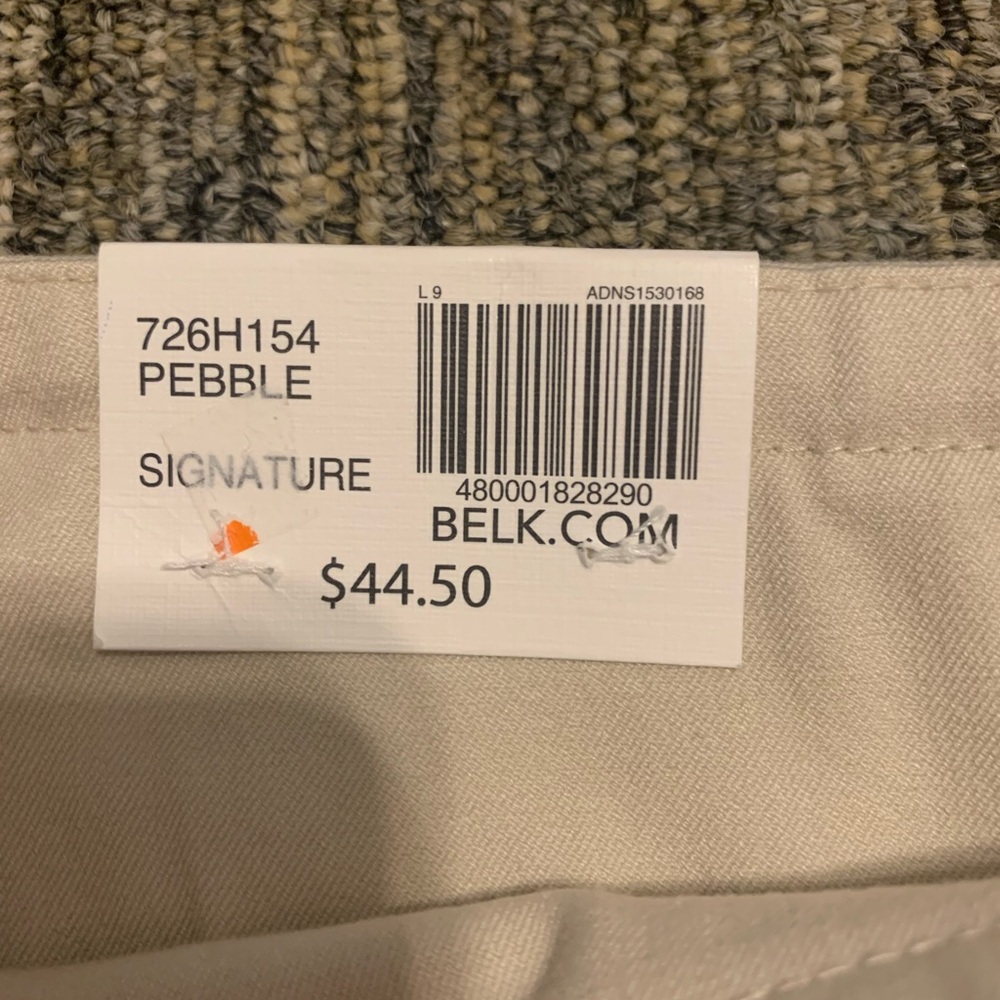 NWT Crown and Ivy Shorts‎ - Picture 3 of 3